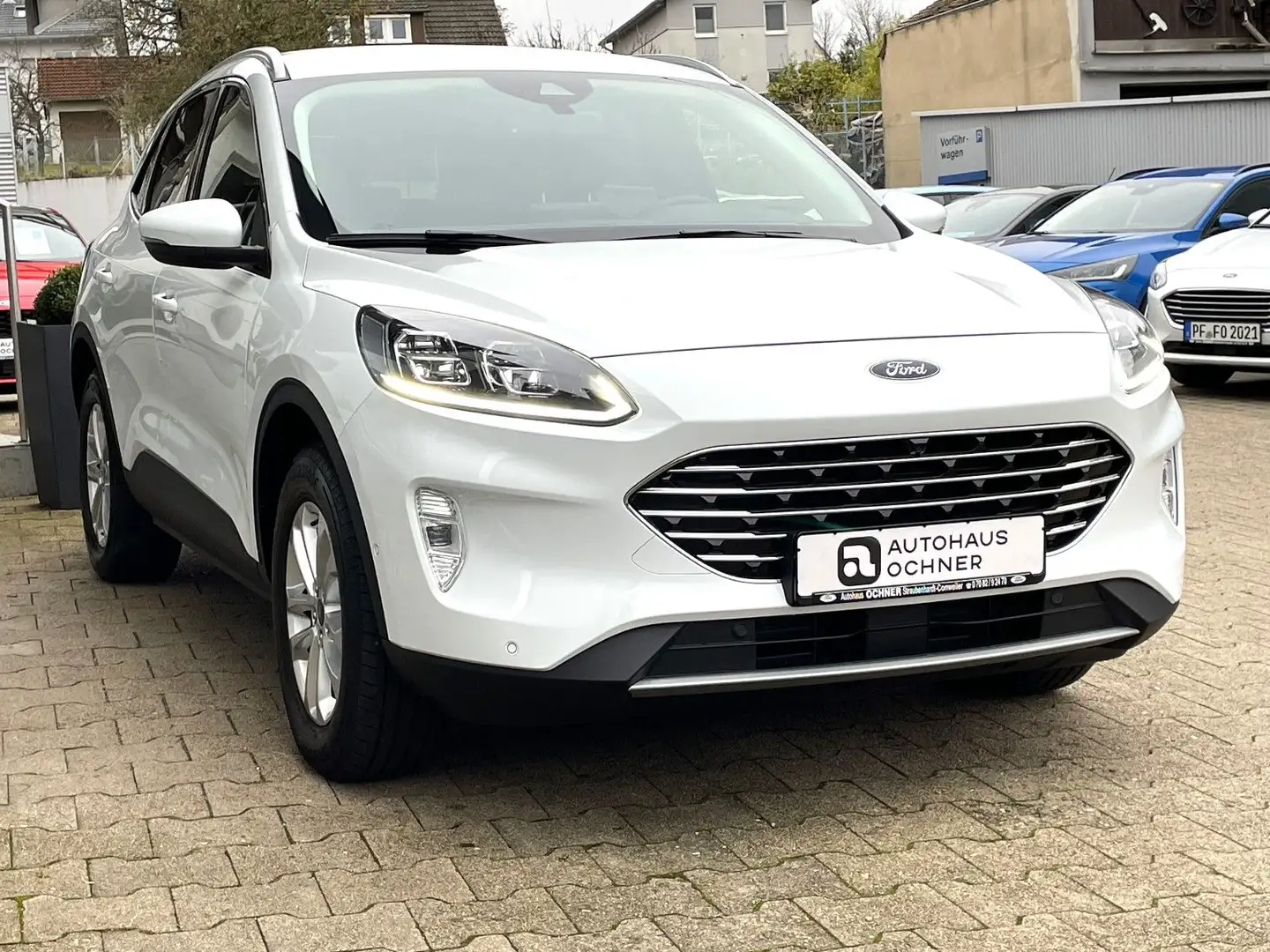 Ford Kuga 2.5 Duratec PHEV Titanium X Weiß - 2