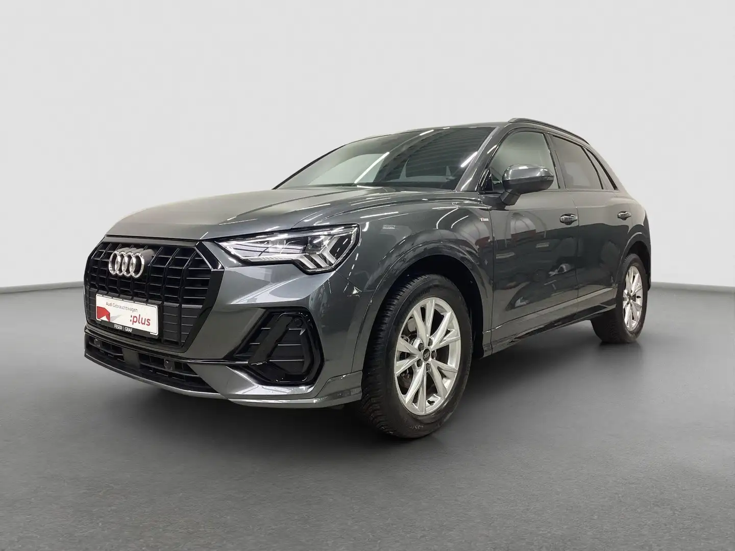Audi Q3 S line 35 TFSI S tronic LED ACC Navi RFK Keyl Grau - 1