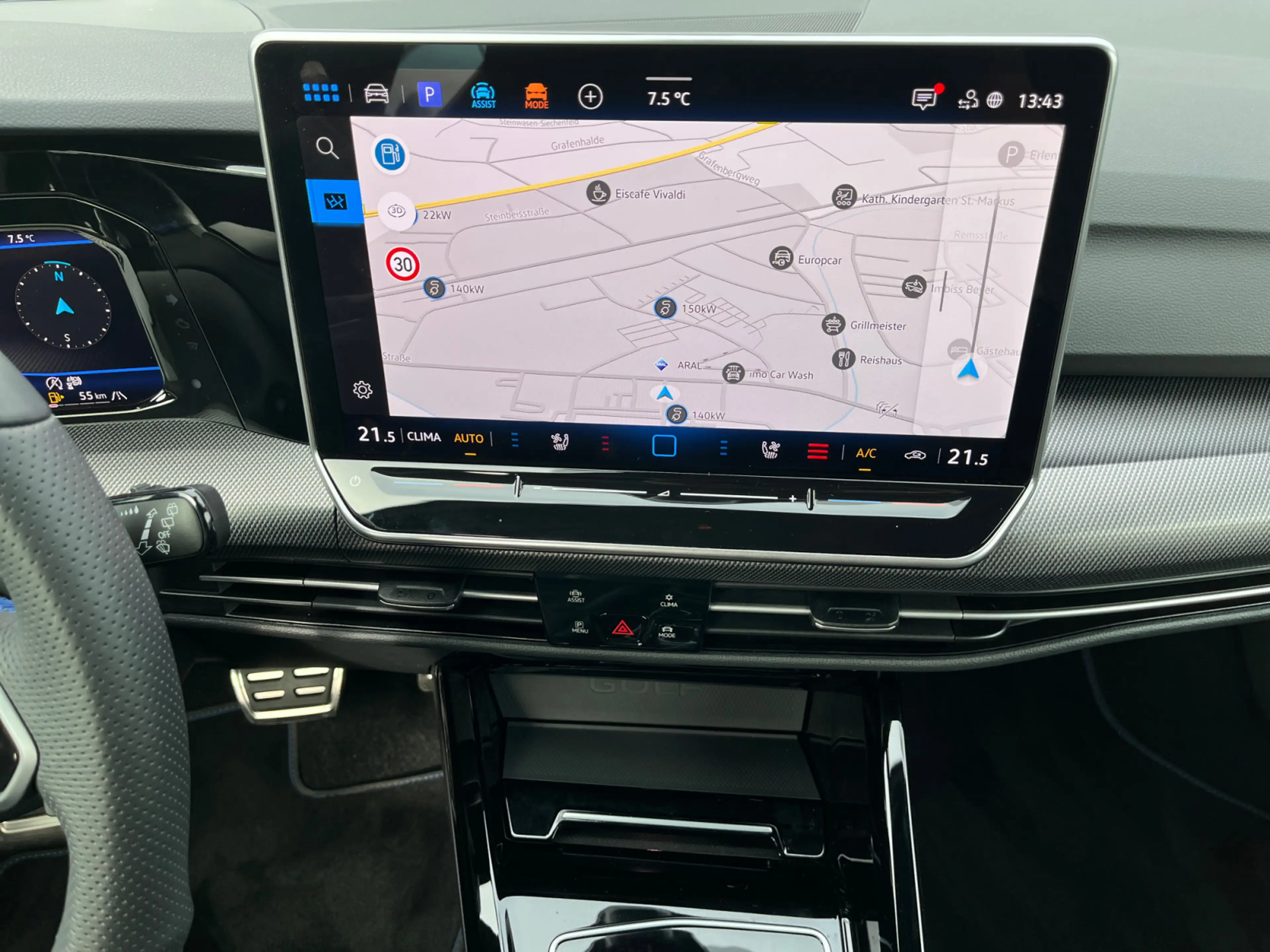 Volkswagen Golf R 2.0TSI DSG Black Style HuD Pano el. Sitze — photo 7