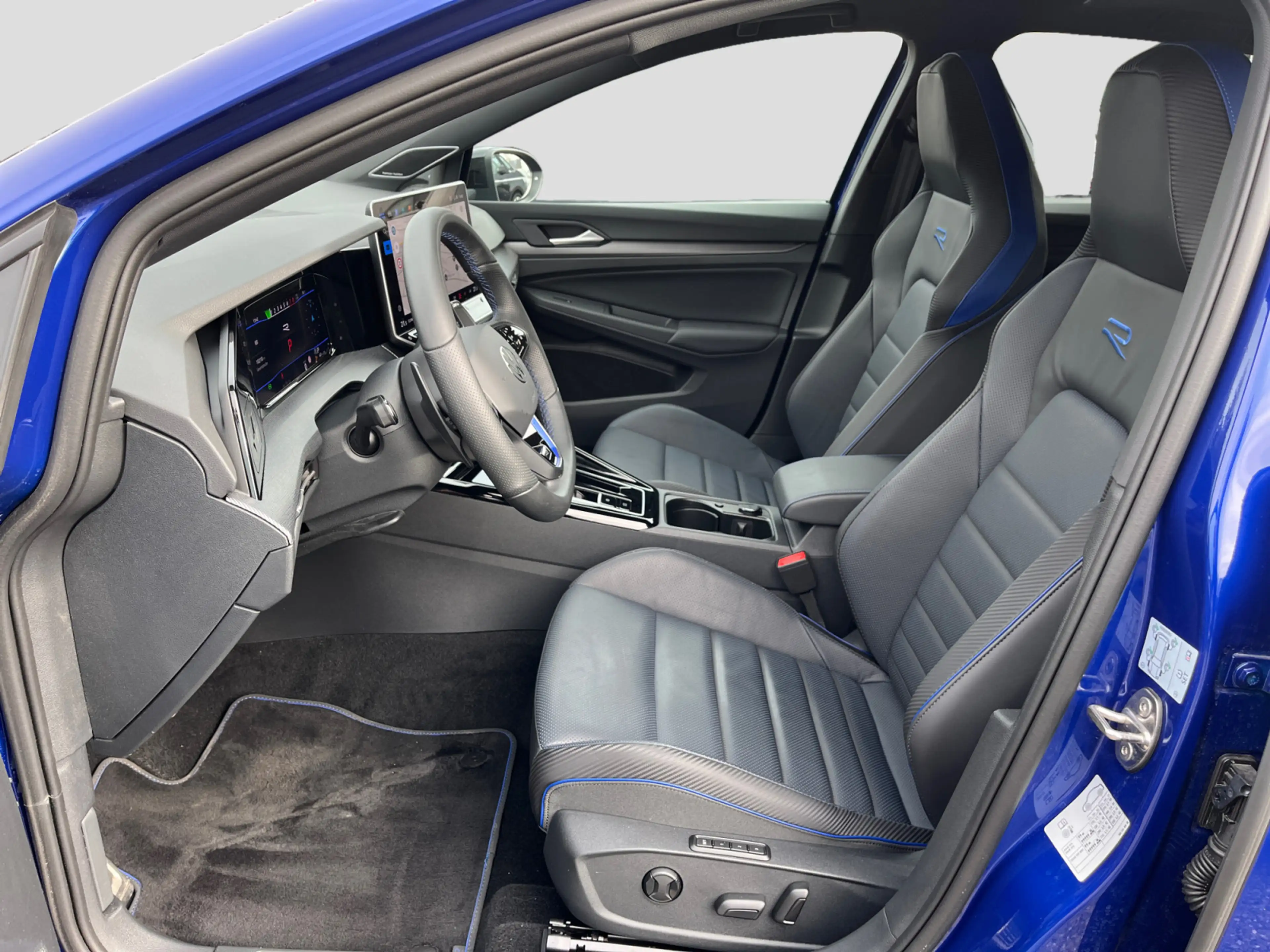Volkswagen Golf R 2.0TSI DSG Black Style HuD Pano el. Sitze — photo 10