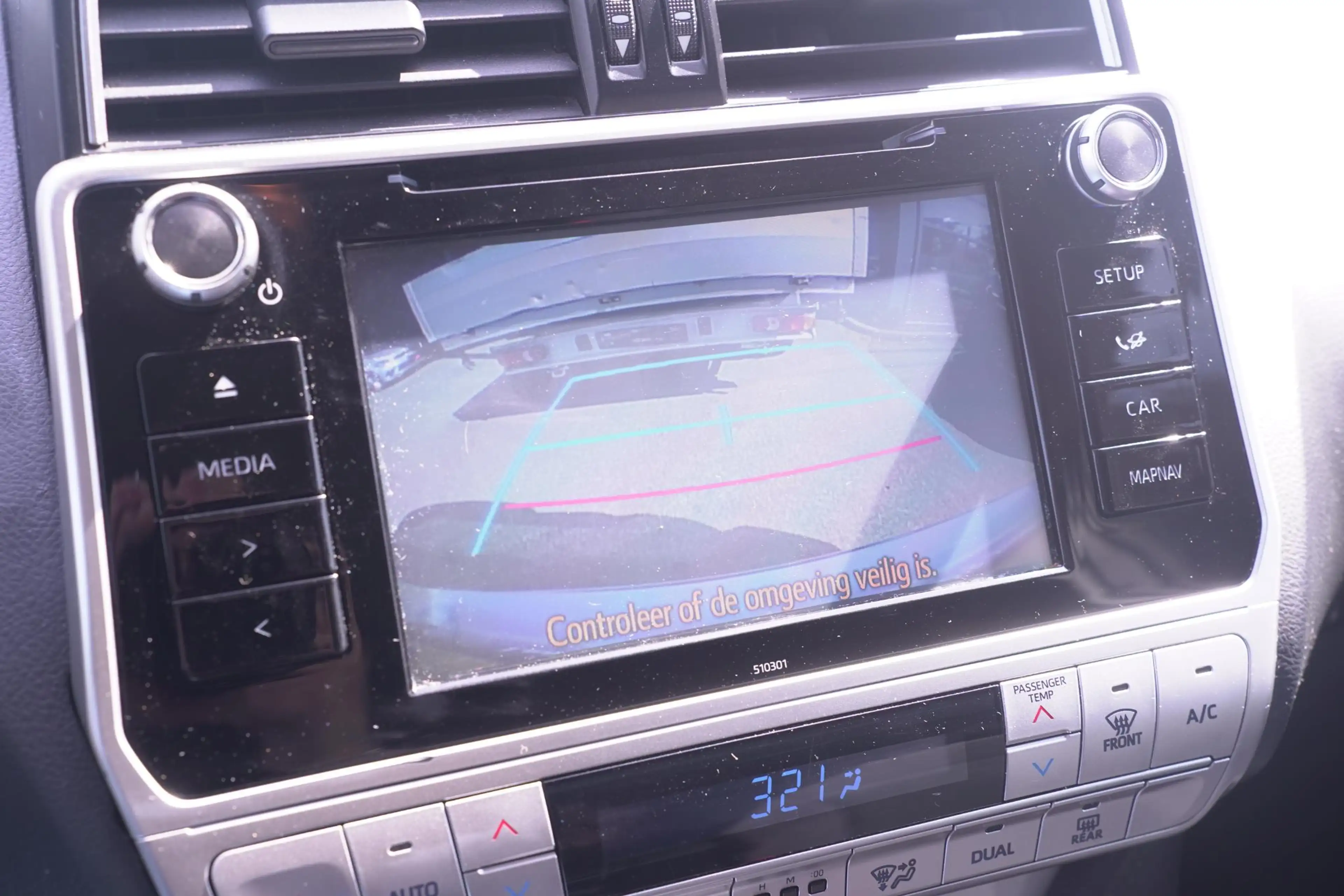 Toyota Land Cruiser 2.8 D-4D-F 177 pk 5 Drs Grijs Kenteken 2-Zits 4WD — photo 28