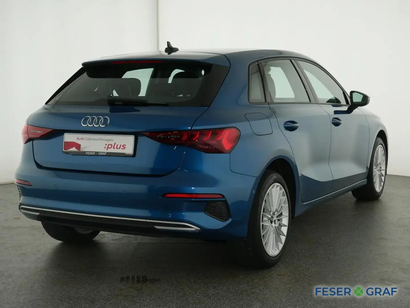 Audi A3 40 TFSI e-tron Panorama/ Sitzh./ virtual Cockpit Blau - 2