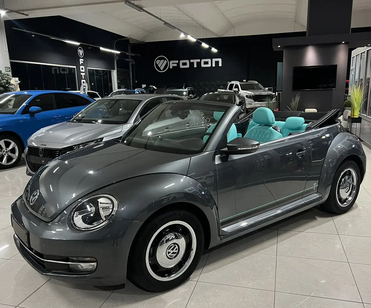 Volkswagen Maggiolino Cabrio 1.2 TSI Tiffany Special Grau - 1