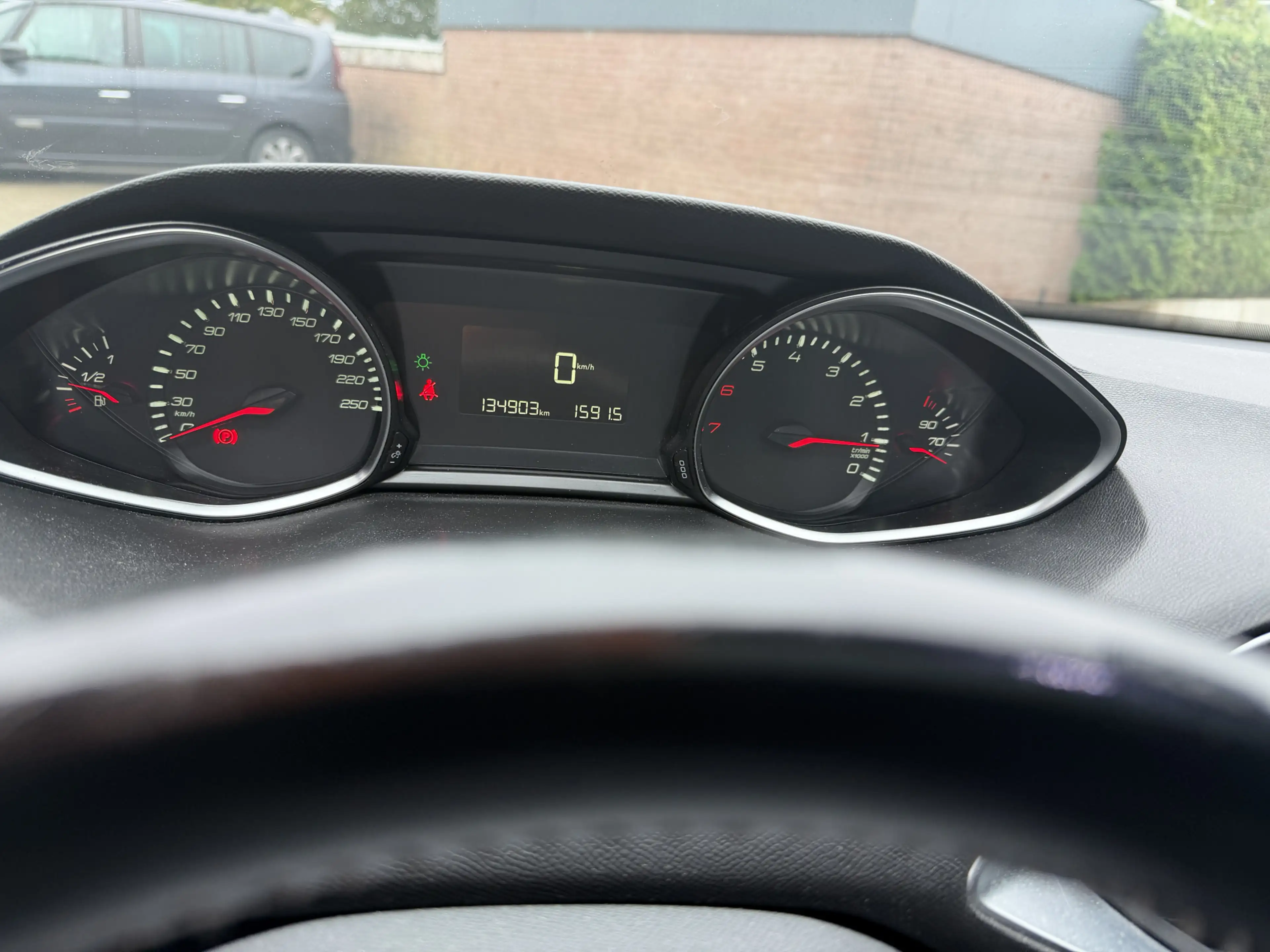 Peugeot 308 1.2 PureTech Blue Lion — photo 10