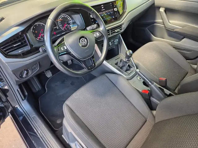 Volkswagen Polo view 10