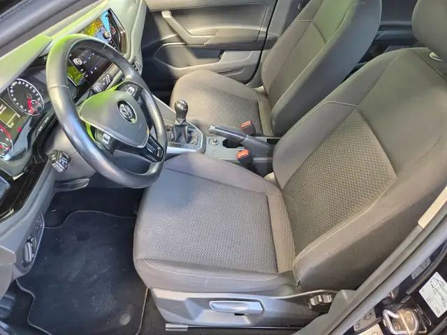 Volkswagen Polo view 11