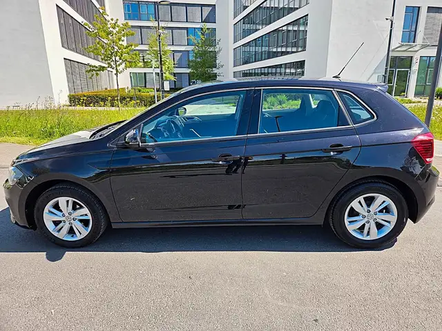 Volkswagen Polo view 5