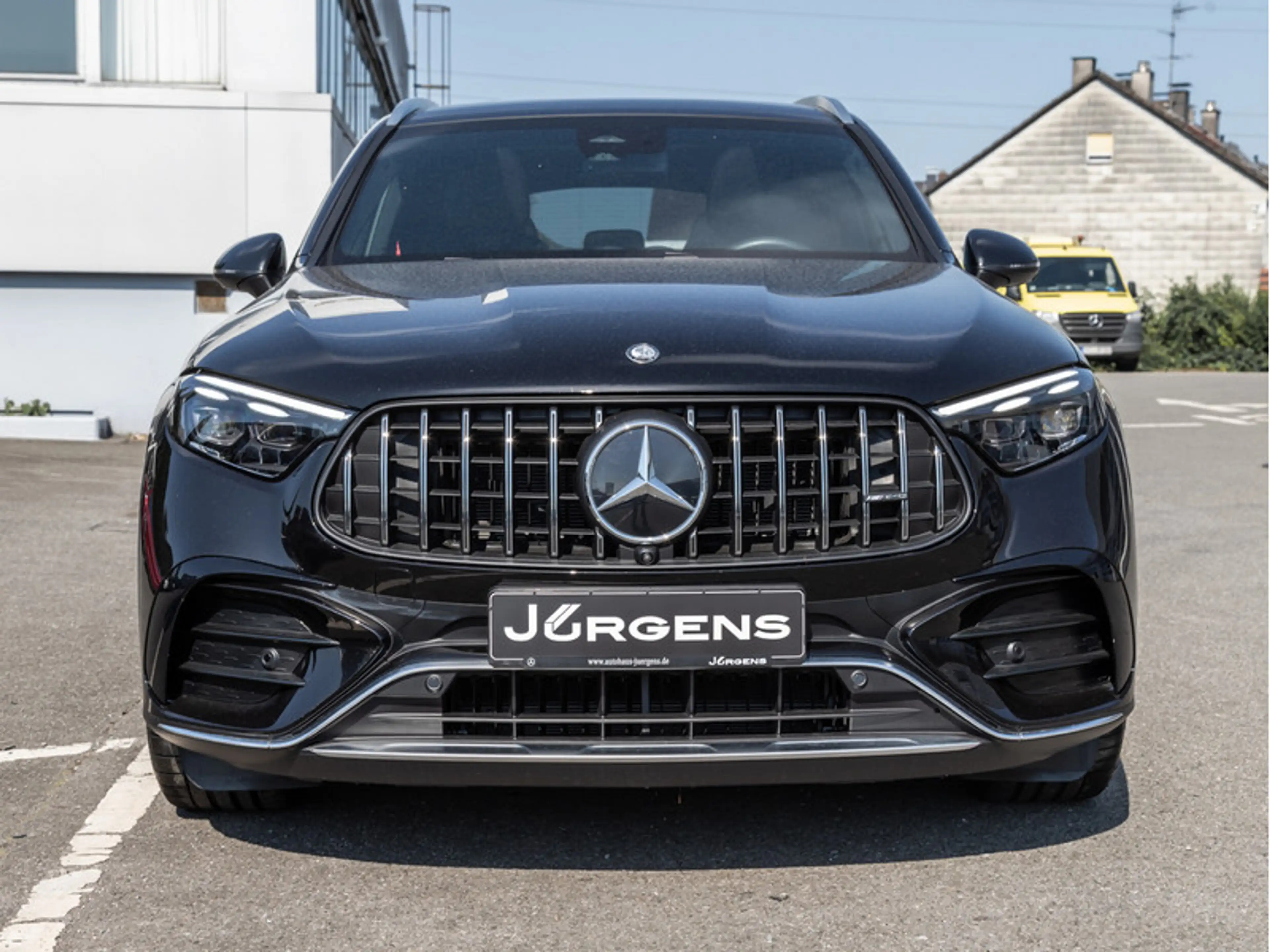 Mercedes-Benz GLC 43 AMG 4M DIGITAL/360/Pano/AHK/Memo/Totw/20" — photo 3
