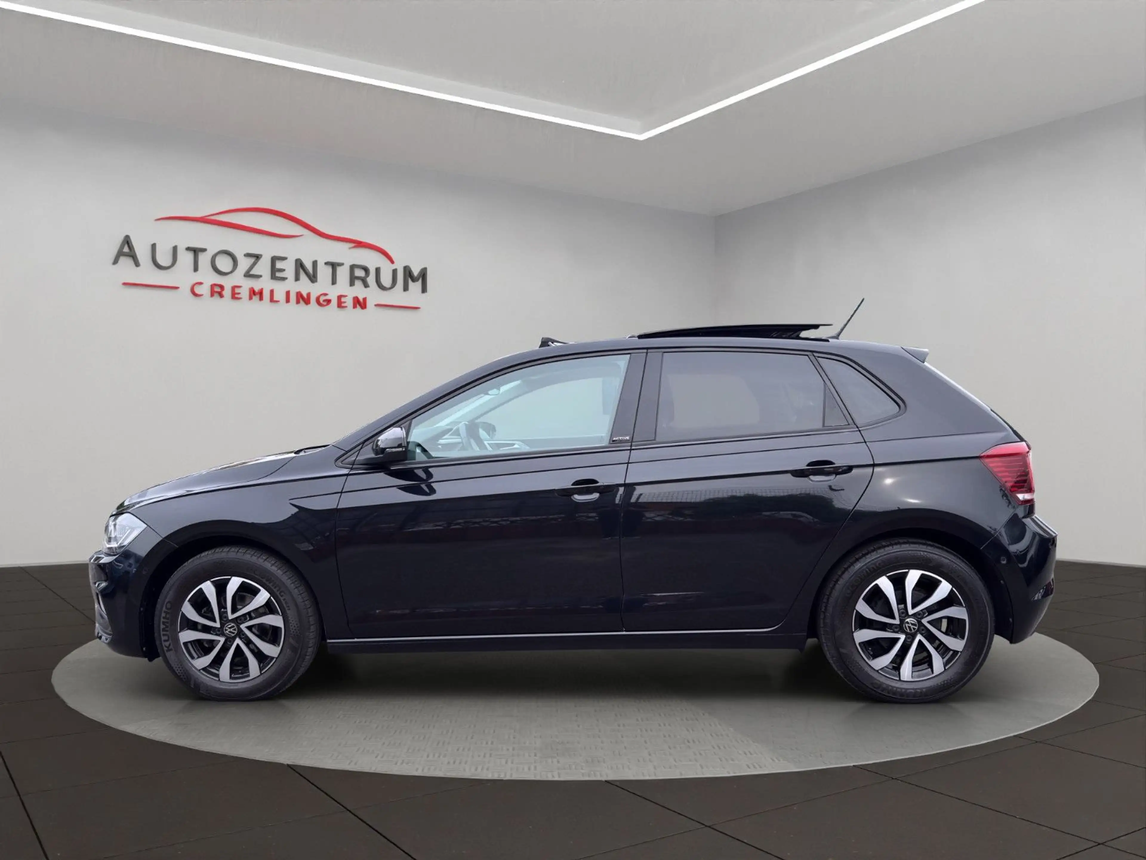 Volkswagen Polo VI 1.0 TSI Active PANO VICO PDC LED PARKLEN — photo 8