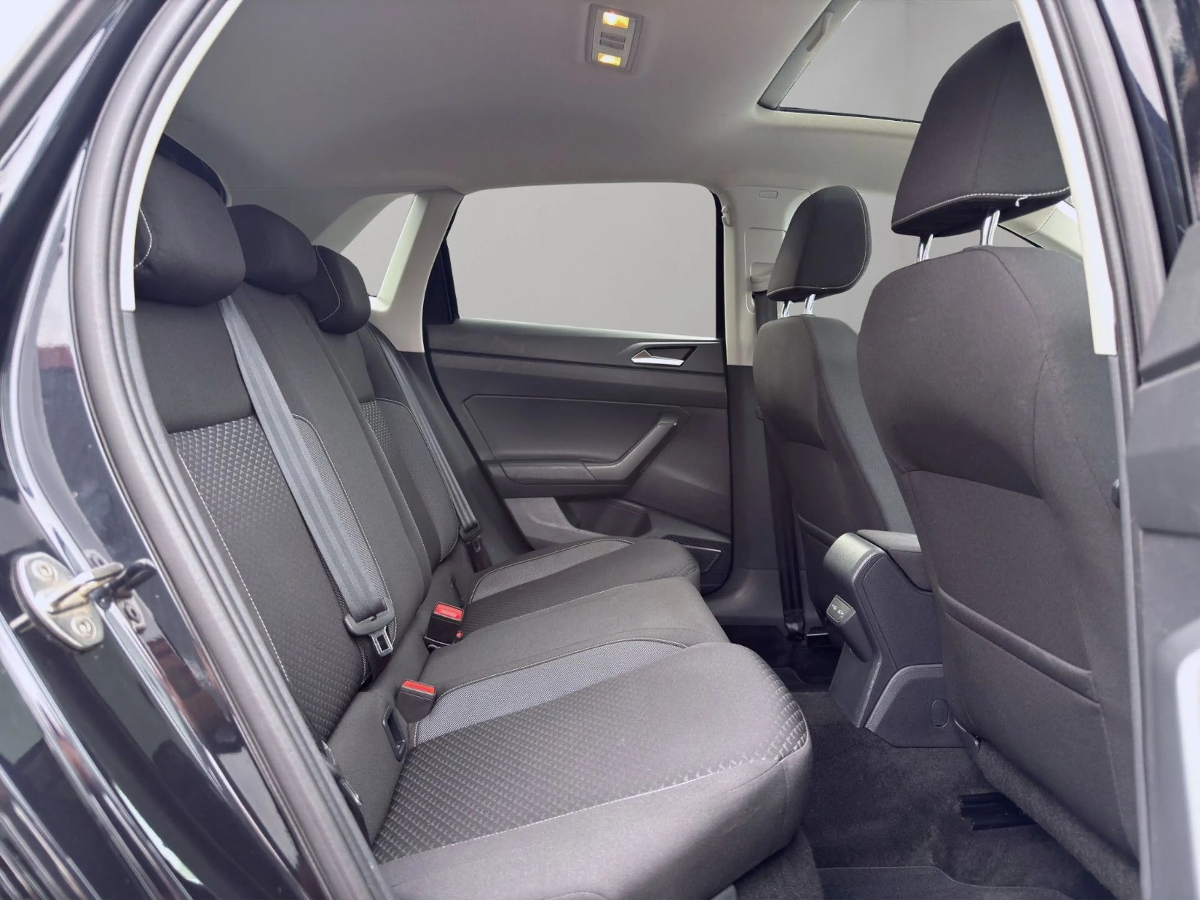 Volkswagen Polo VI 1.0 TSI Active PANO VICO PDC LED PARKLEN — photo 14