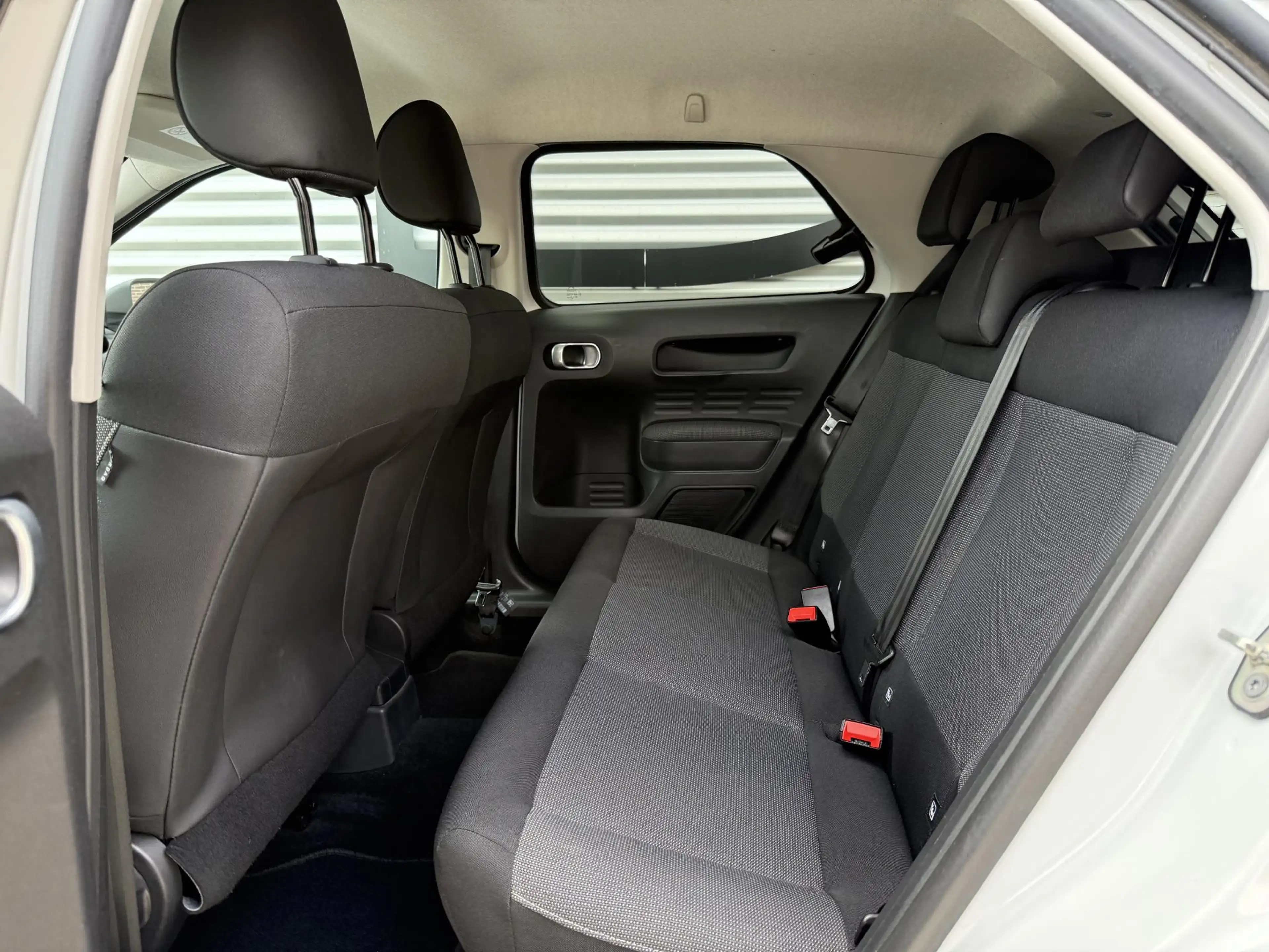 Citroen C4 Cactus 1.2 PureTech Shine 1e Eigenaar|Camera|Cruise|PDC|D — photo 8