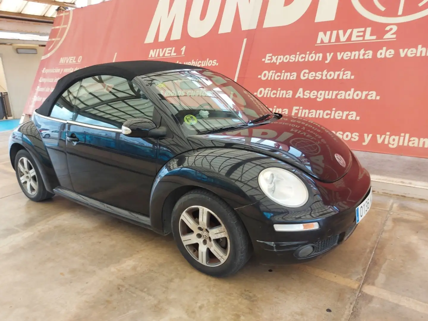 Volkswagen Beetle Cabrio. 1.9TDI Negru - 1