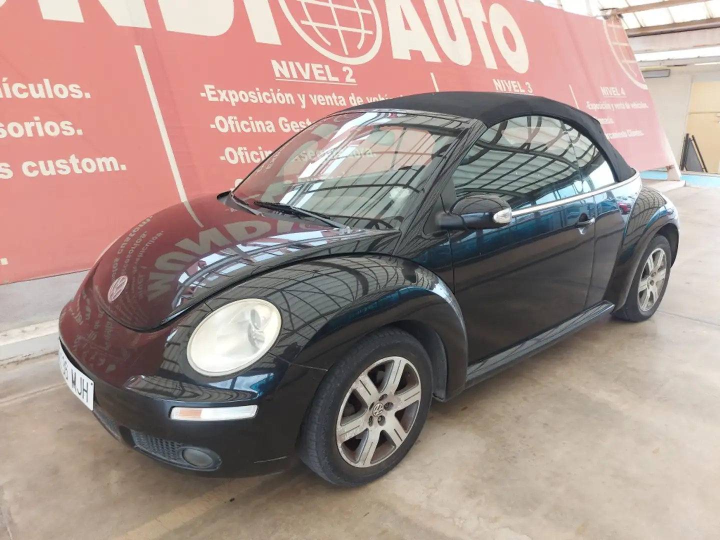 Volkswagen Beetle Cabrio. 1.9TDI Negru - 2