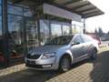 Skoda Octavia Lim. 1.6 TDI Ambition Silber - thumbnail 1