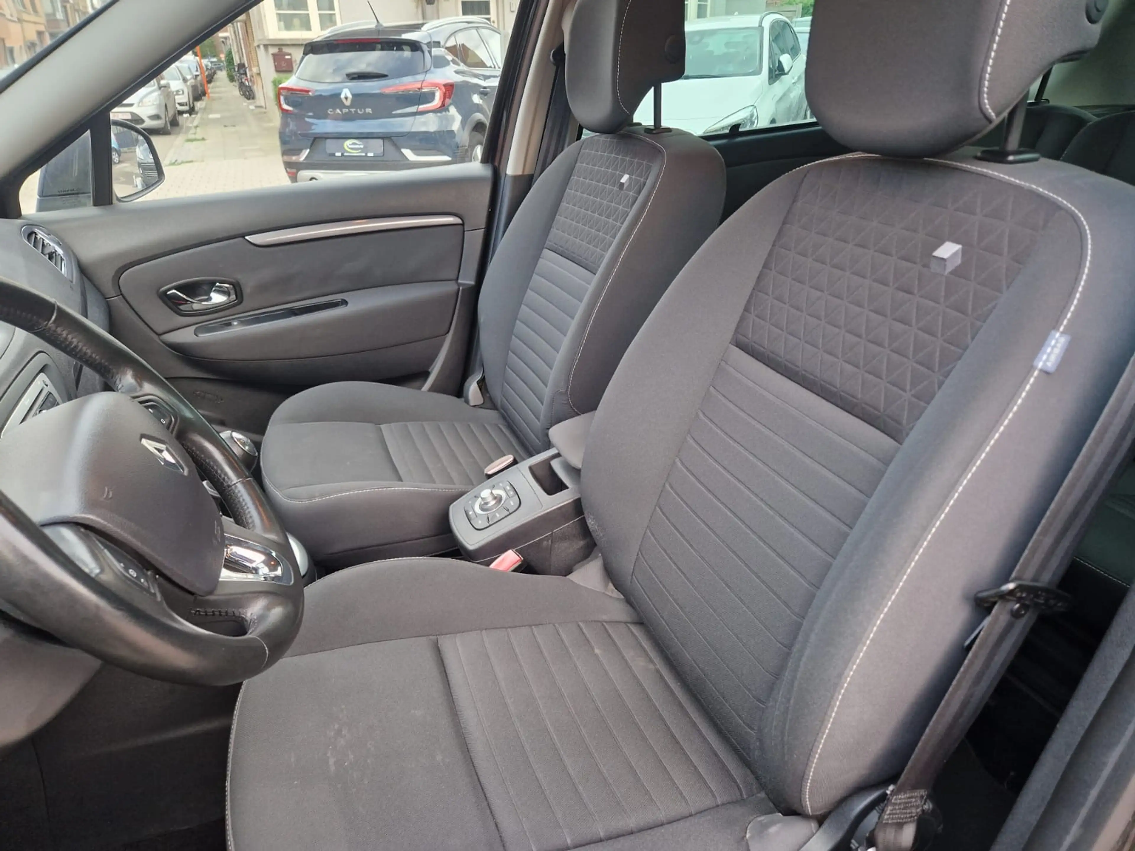 Renault Grand Scenic Grand Scénic 1.5 dCi / GARANTIE / NAVI / AIRCO / — photo 5