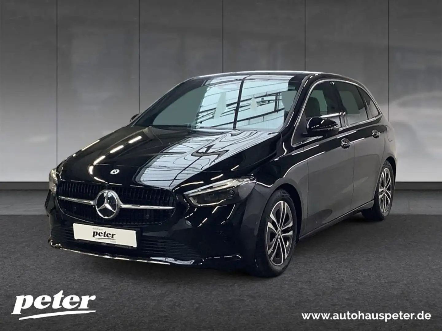Mercedes-Benz B 200 d PROGRESSIVE+17"+MULTIBEAM+WINTER+KEYLESS Zwart - 1