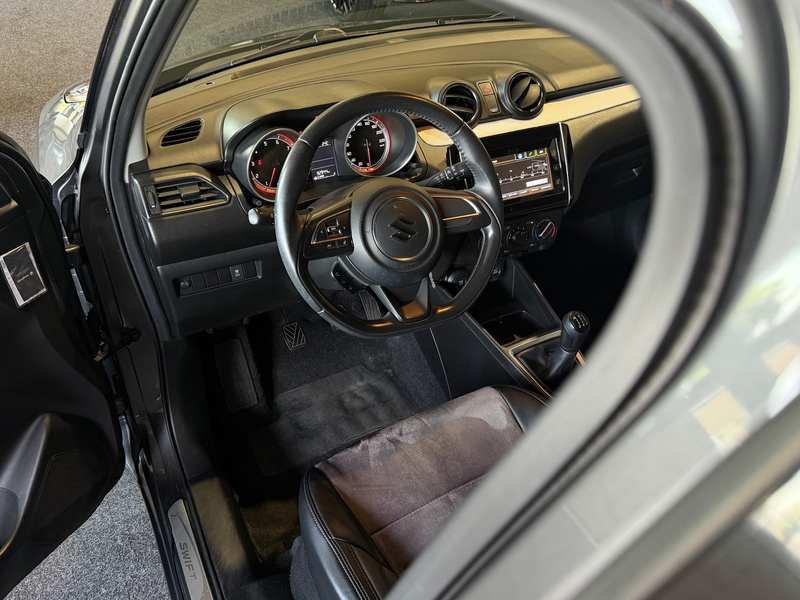 Suzuki Swift 1.0 Select|Airco|Stoel.v|Carplay| — photo 3