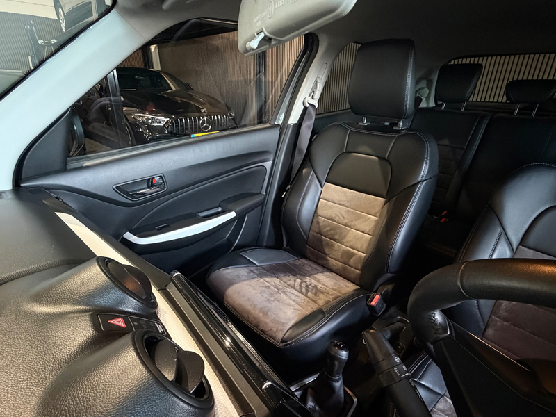 Suzuki Swift 1.0 Select|Airco|Stoel.v|Carplay| — photo 32