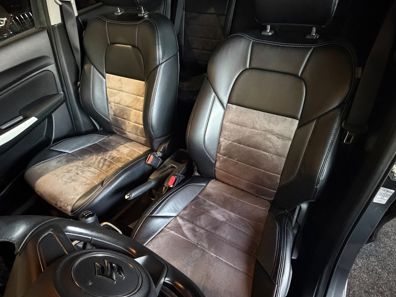 Suzuki Swift 1.0 Select|Airco|Stoel.v|Carplay| — photo 31