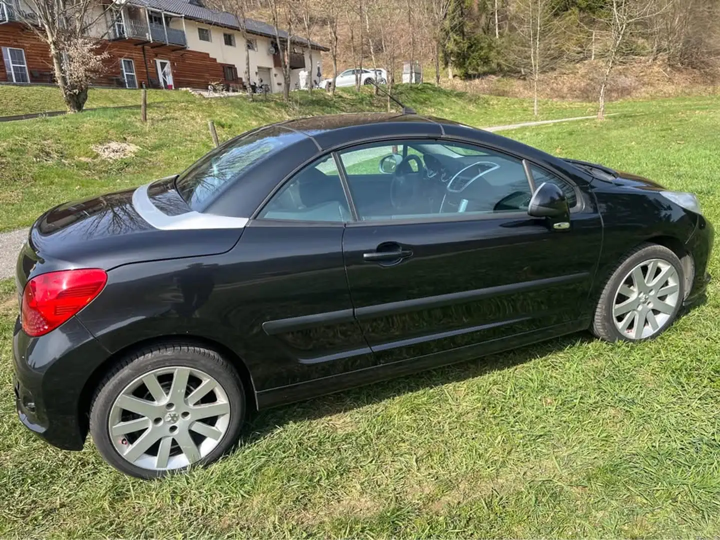 Peugeot 207 207 CC Ö3 1,6 16V Ö3 Schwarz - 2
