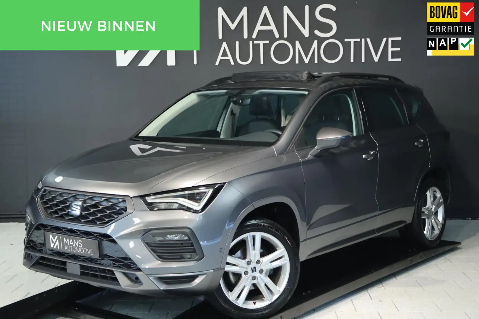 SEAT Ateca 1.5 TSI FR / PANODAK / KEYLESS / ACC / CAMERA / CA Grijs - 1