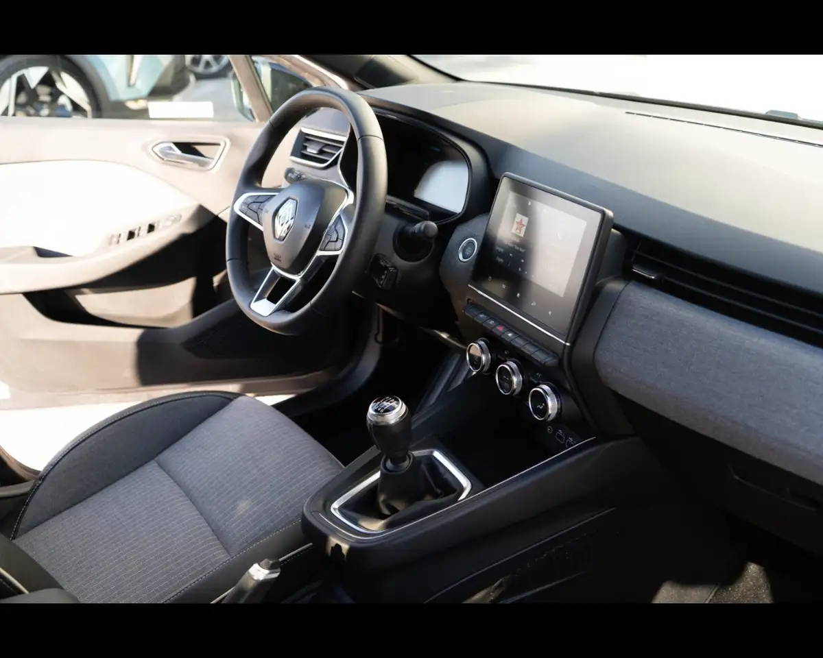 Renault Clio TCe 90 CV 5 porte Techno 20