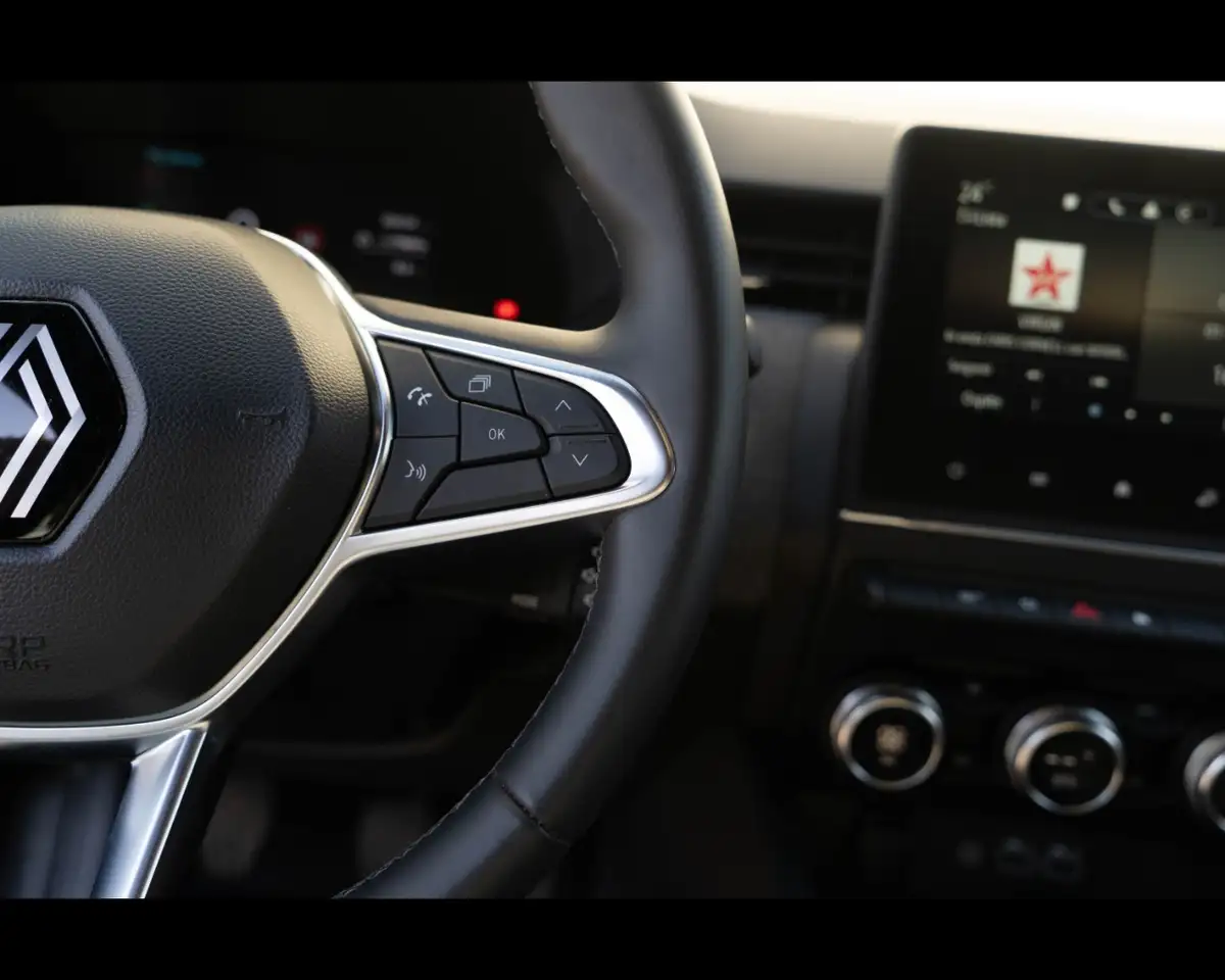 Renault Clio TCe 90 CV 5 porte Techno 23