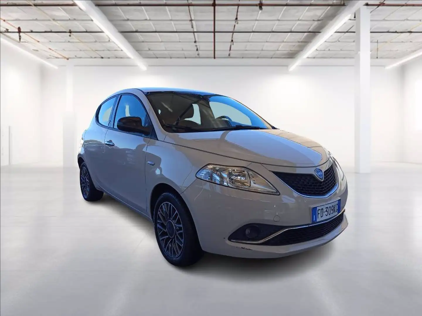 Lancia Ypsilon 1.2 Gold 69cv my16 Beige - 1