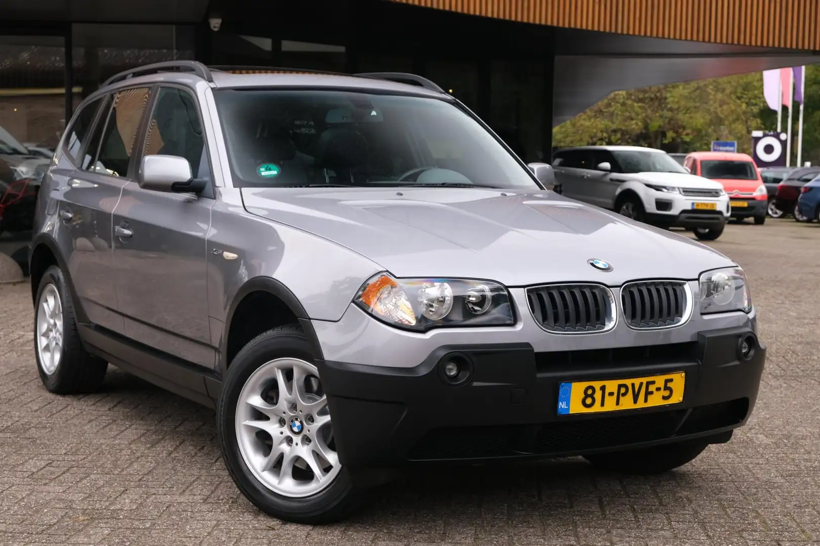 BMW X3 2.5i Executive/1e Eigenaar/Pano/Stoelverwarming/Yo Gris - 2