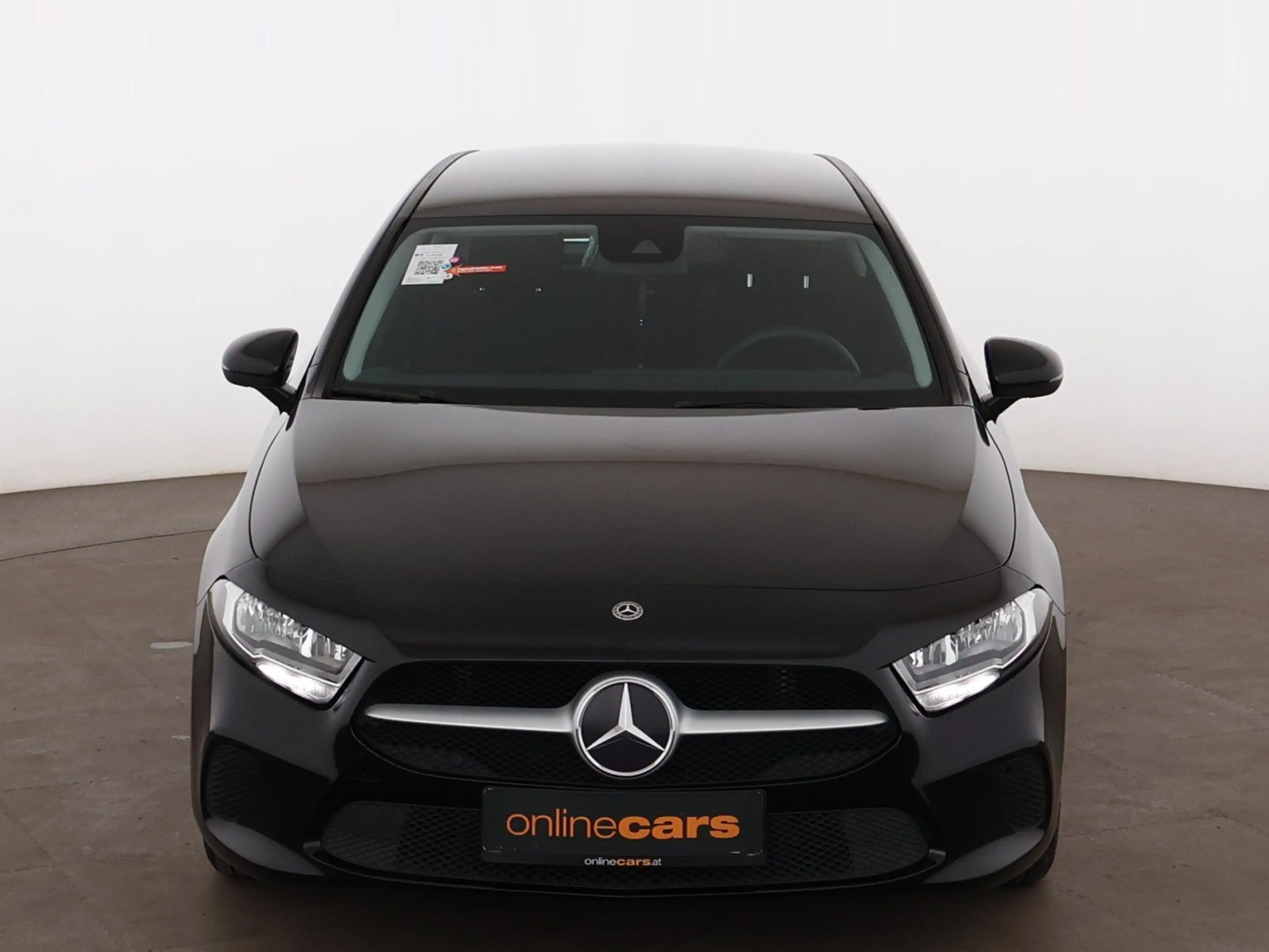 Mercedes-Benz A 180 d Aut NAVI SITZHZG R-CAM ASSIST TEMPOMAT — photo 2