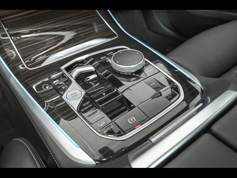 BMW X5 xDrive 50e - M Pack — photo 11