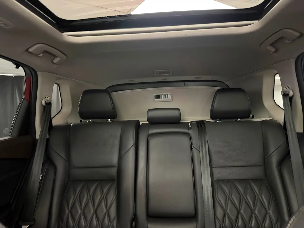 Nissan Rogue fotografie Nissan Rogue