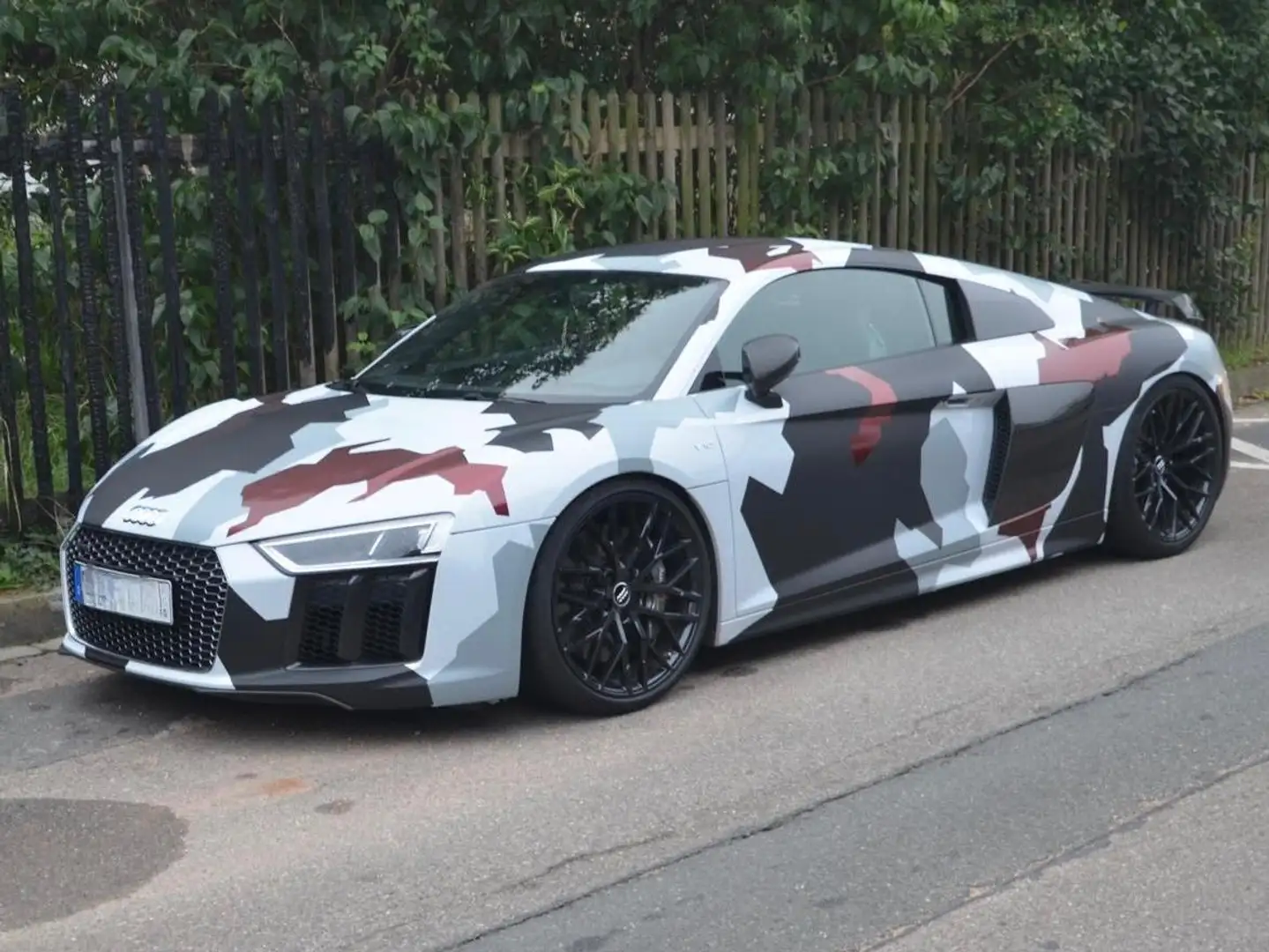 Audi R8 R8 V10 plus 5.2 FSI quattro S tronic - 1