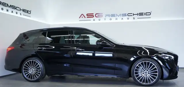 Mercedes-Benz C-Class view 6