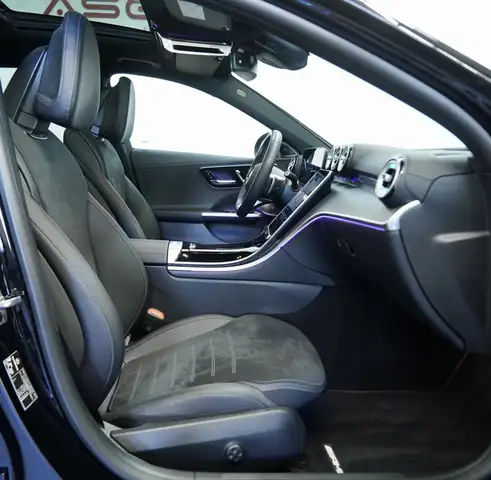 Mercedes-Benz C-Class view 9