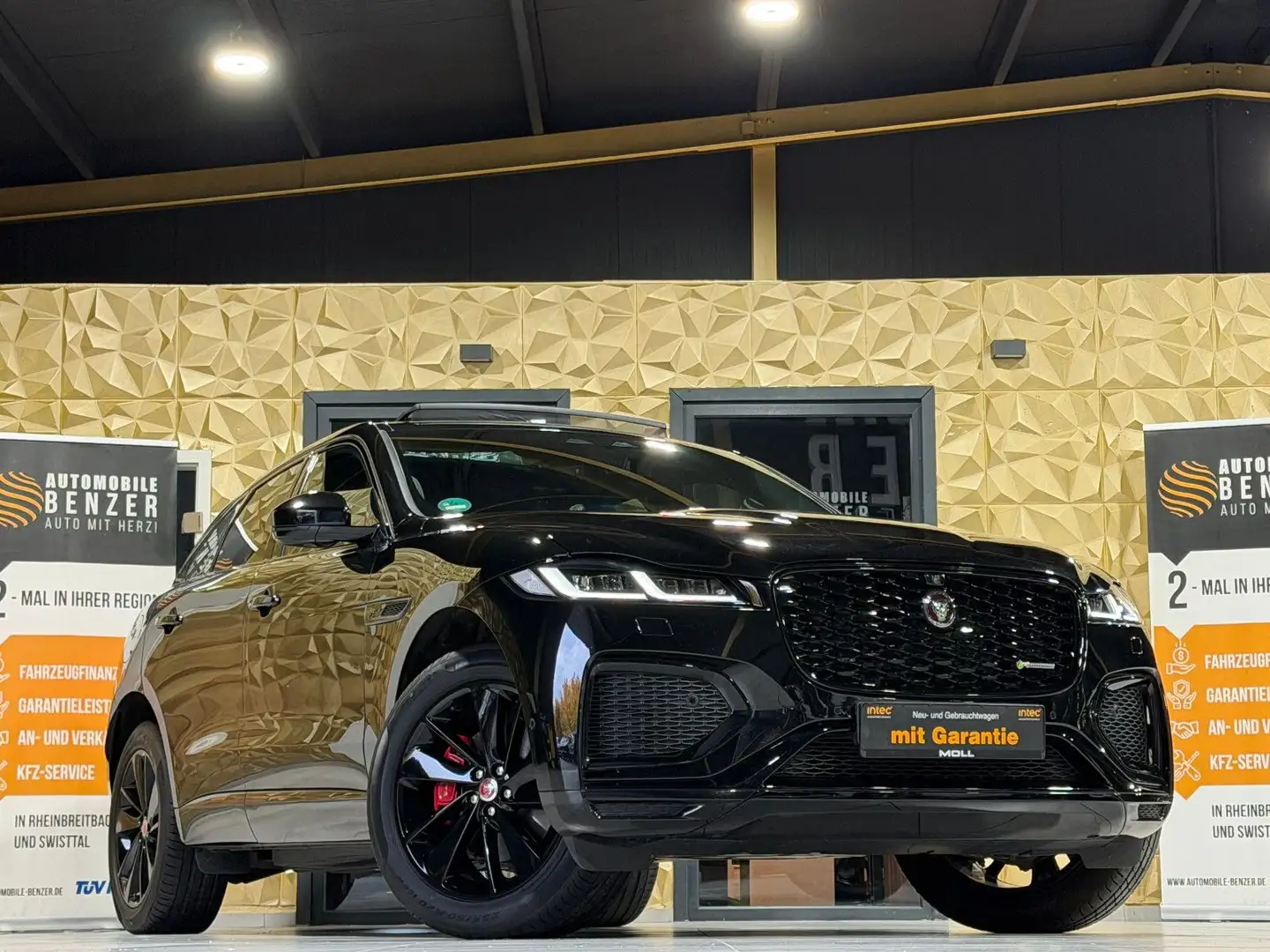 Jaguar F-Pace F-PACE R-Dynamic S AWD/PANO/3D-KAMERA Schwarz - 2