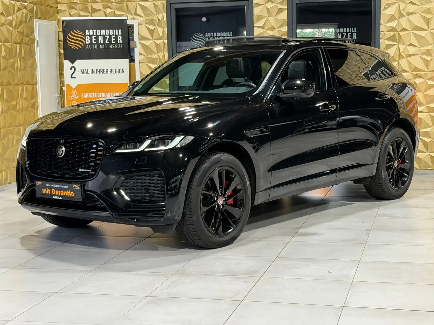 Jaguar F-Pace F-PACE R-Dynamic S AWD/PANO/3D-KAMERA Schwarz - 1