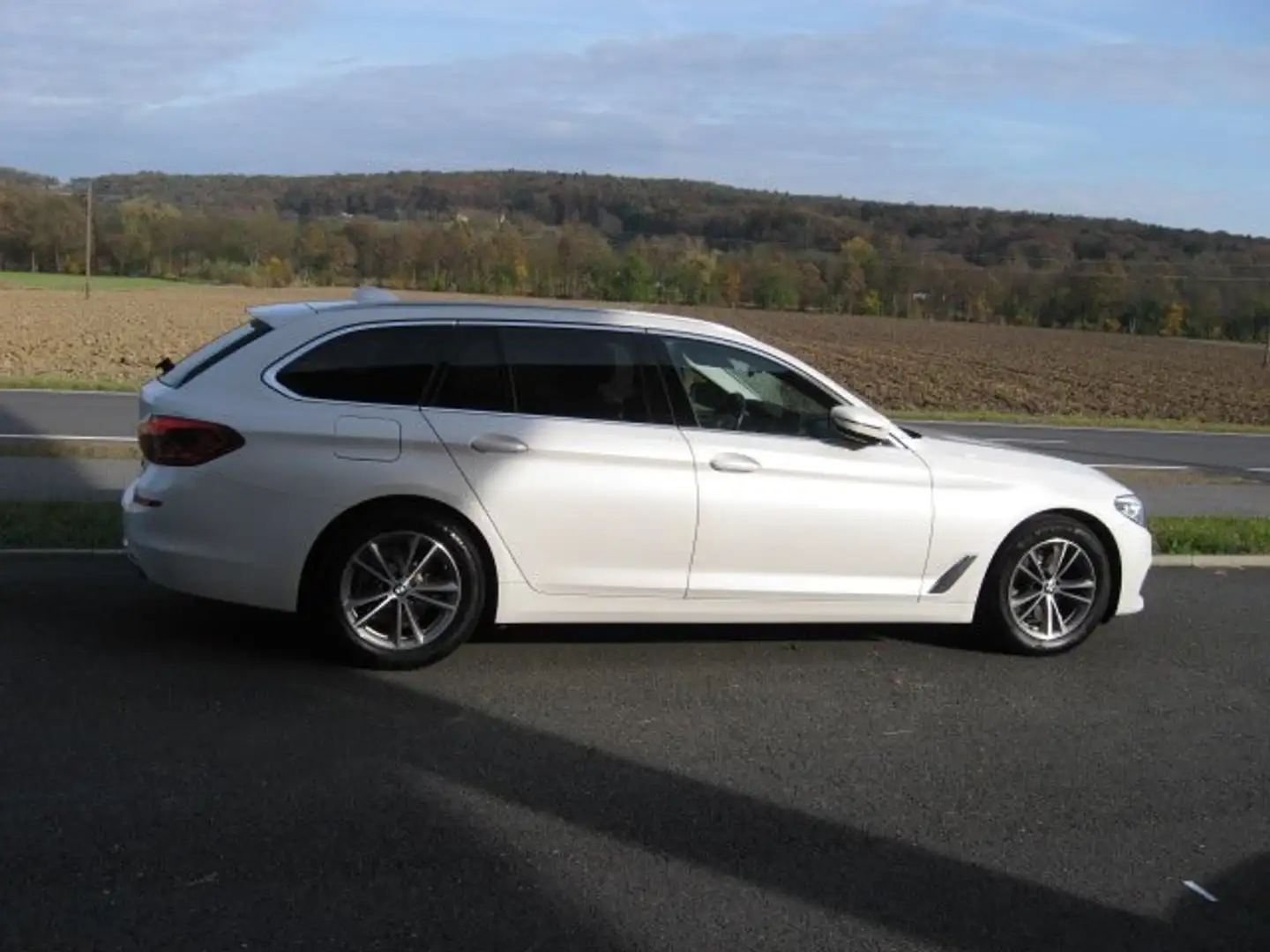 BMW 520 520 d Luxury Line Aut. Weiß - 2