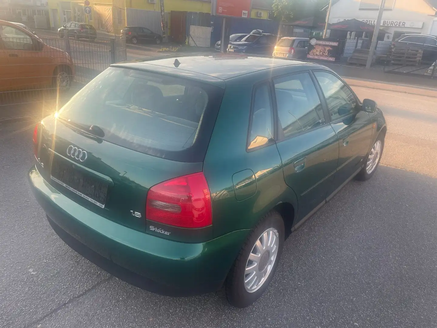 Audi A3 1.8 Auto Ambition Vert - 2