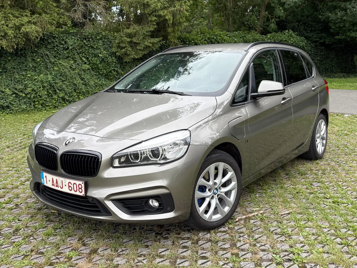 BMW 225 225xe iPerformance Active Tourer Sport Line Bronze - 1
