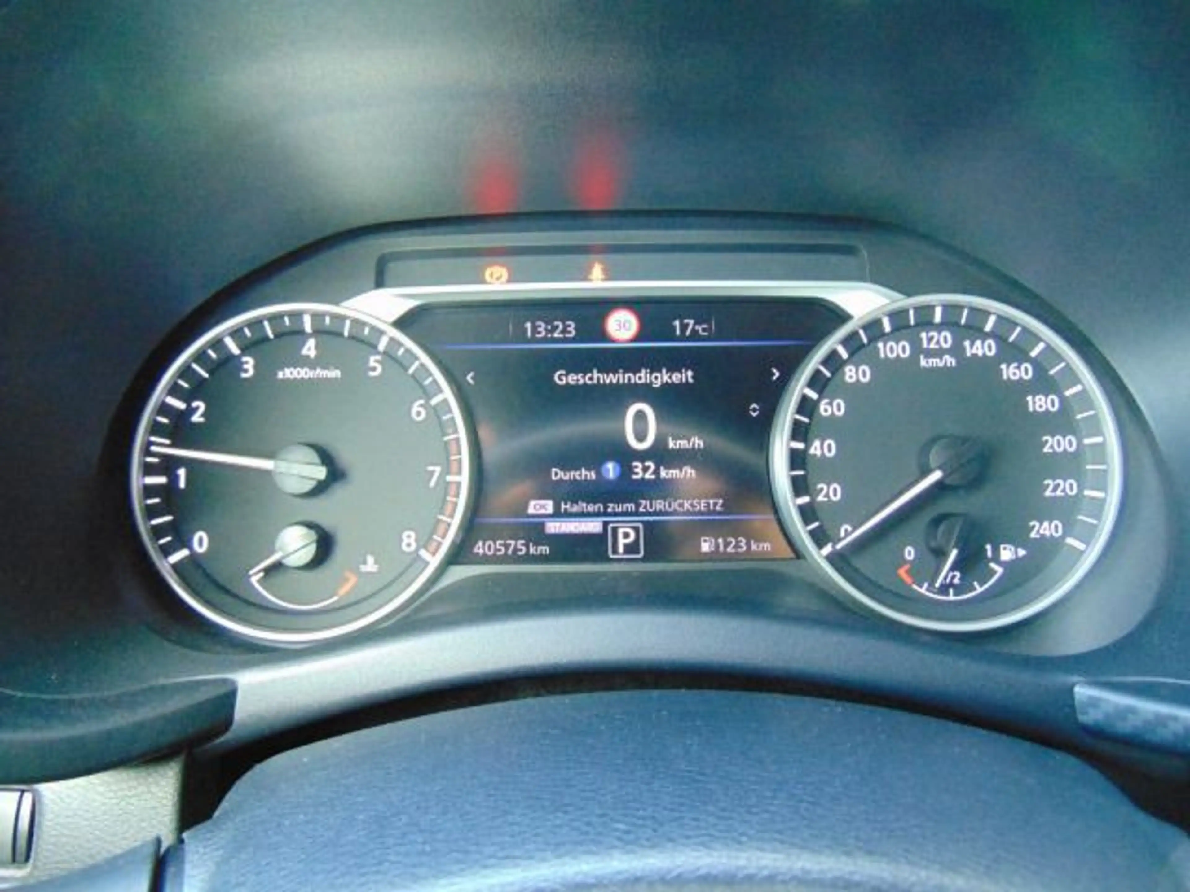 Nissan Juke Tekna Automatik BOSE-Sound & Navi — photo 13