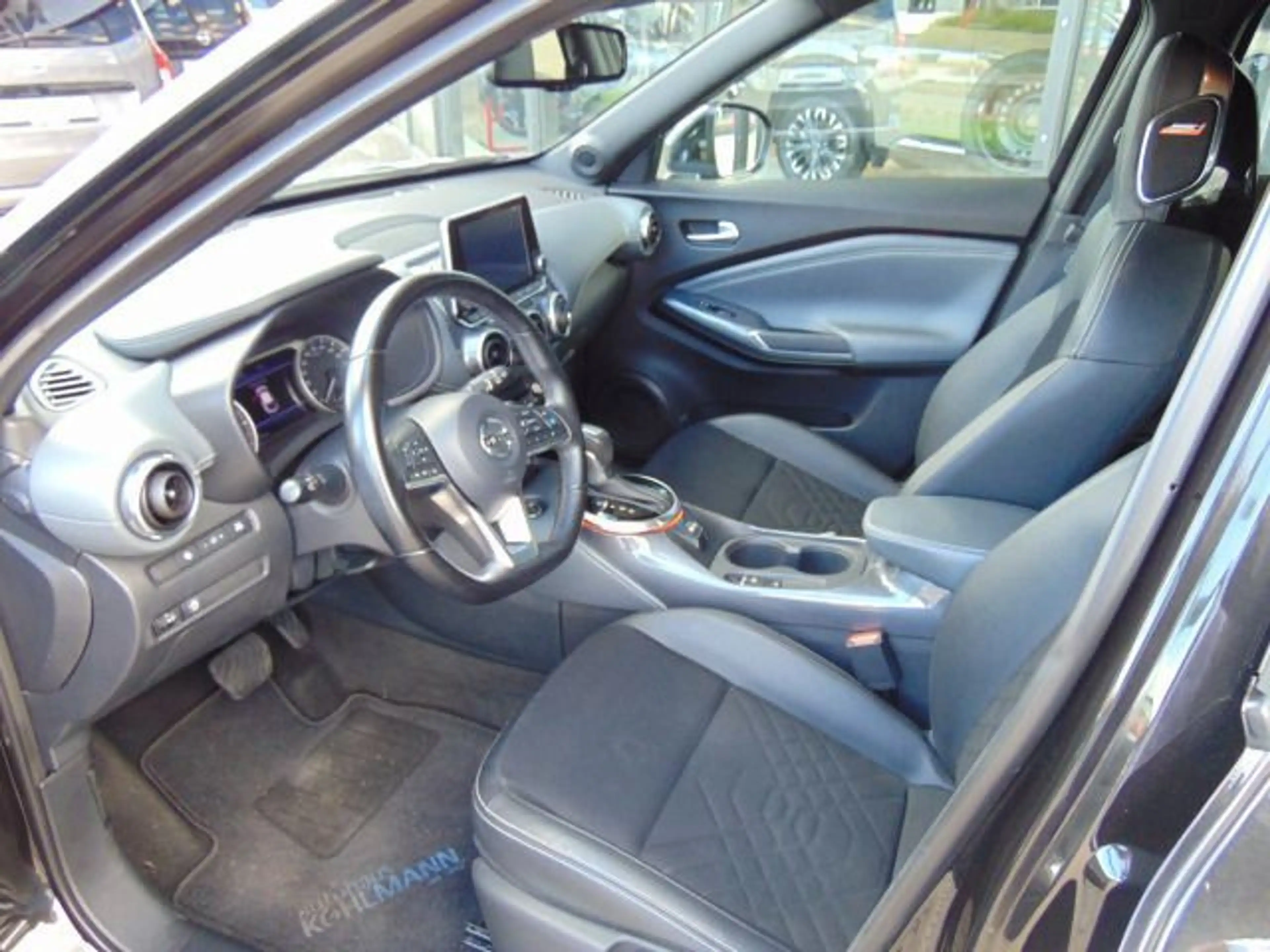 Nissan Juke Tekna Automatik BOSE-Sound & Navi — photo 11