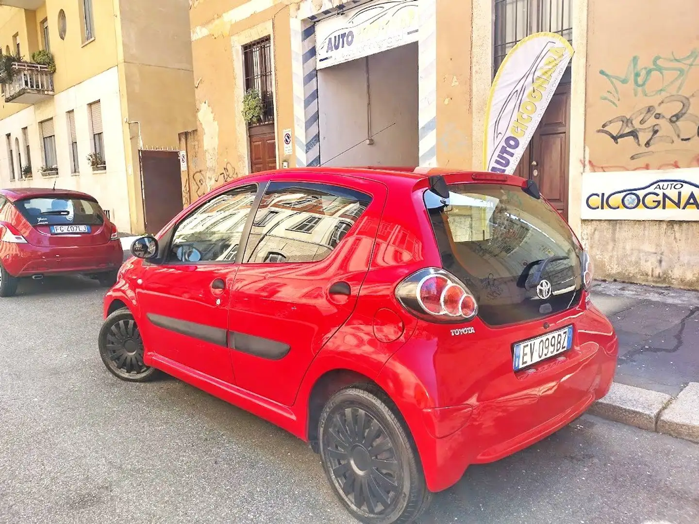 Toyota Aygo 1.0 5P Connect OK NEOPATENTATI Piros - 2