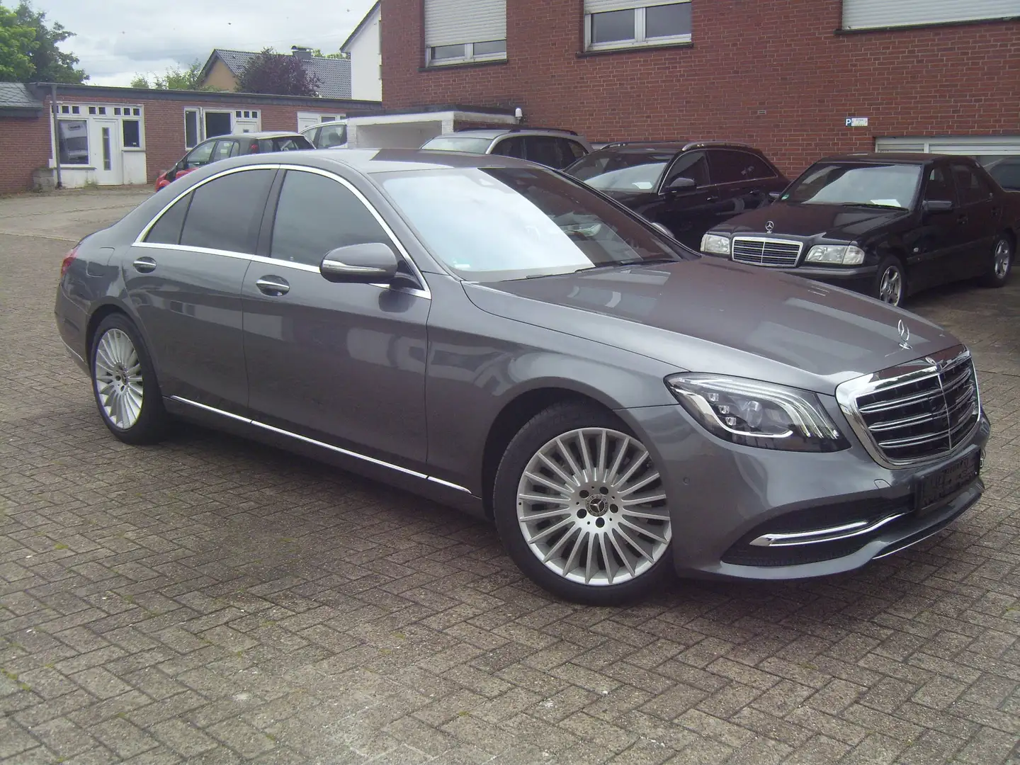 Mercedes-Benz S 350 350d+Multibeam LED+Abstandtemp.+AHK+Massage+Memory Grau - 1