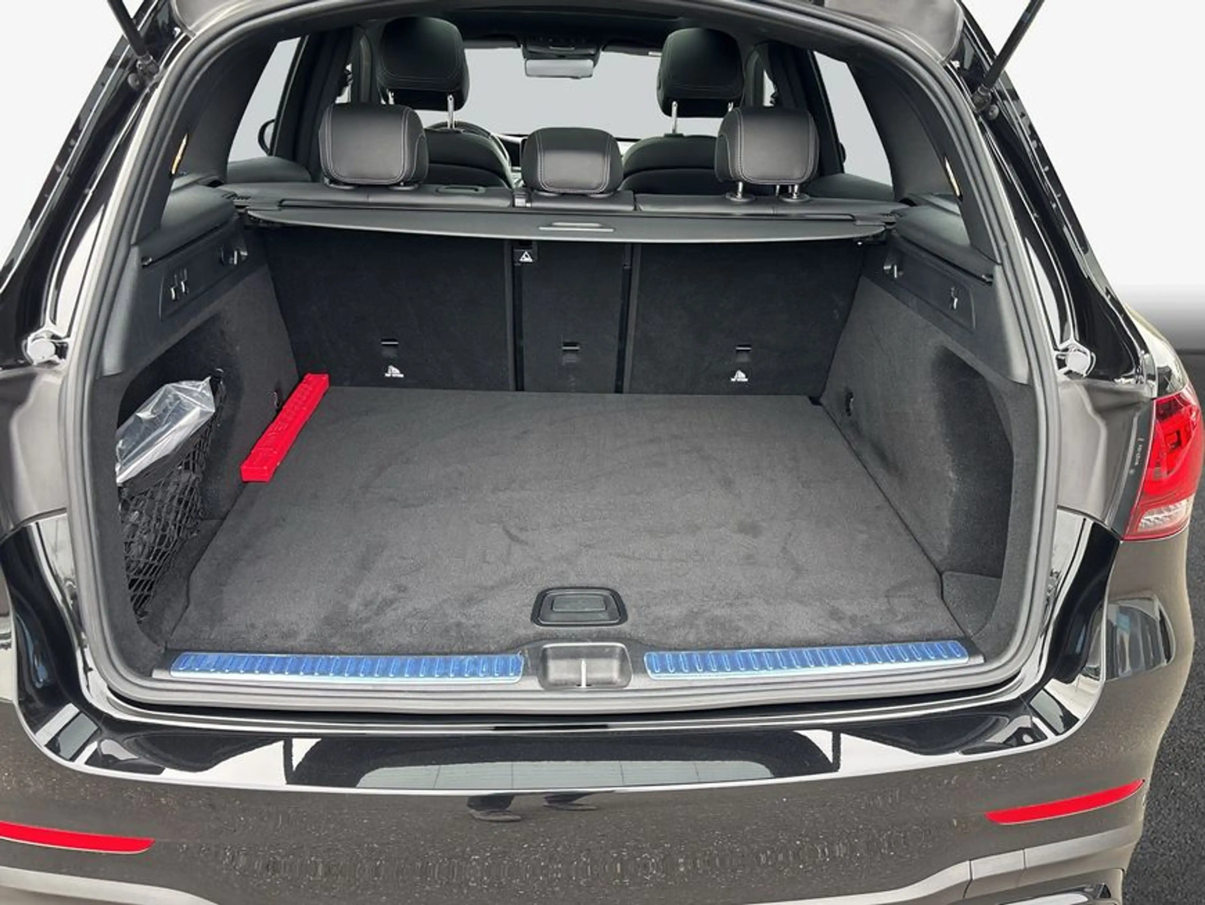 Mercedes-Benz GLC 63 AMG GLC — photo 8