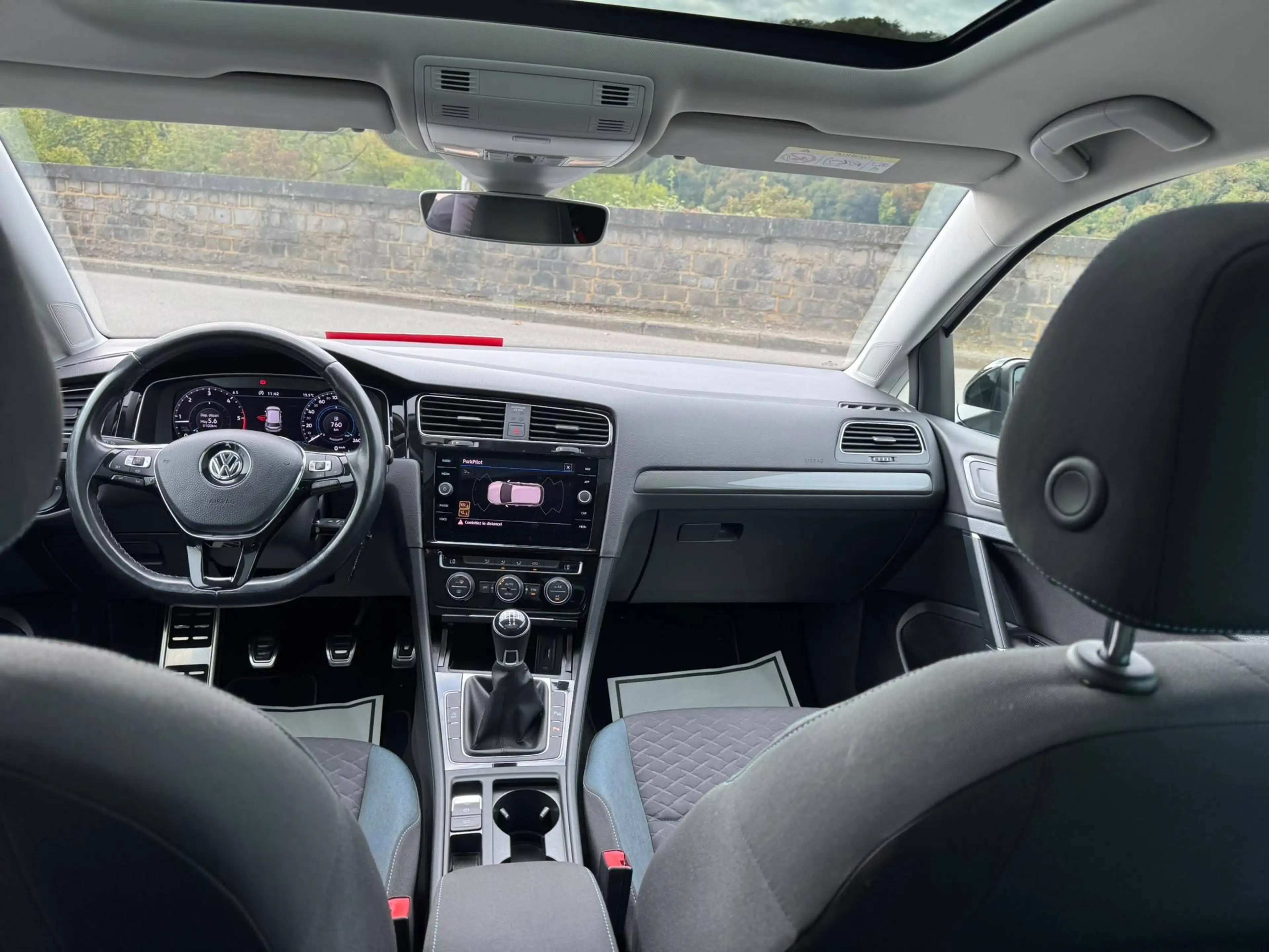 Volkswagen Golf Golf 1.6 TDI / IQ DRIVE — photo 7