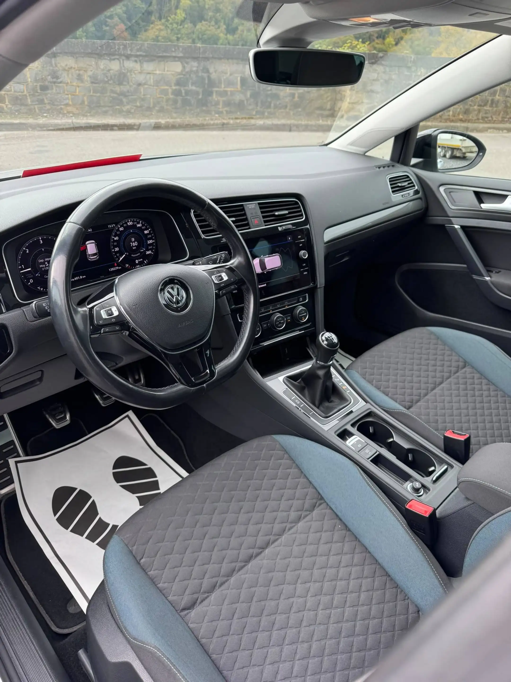 Volkswagen Golf Golf 1.6 TDI / IQ DRIVE — photo 5