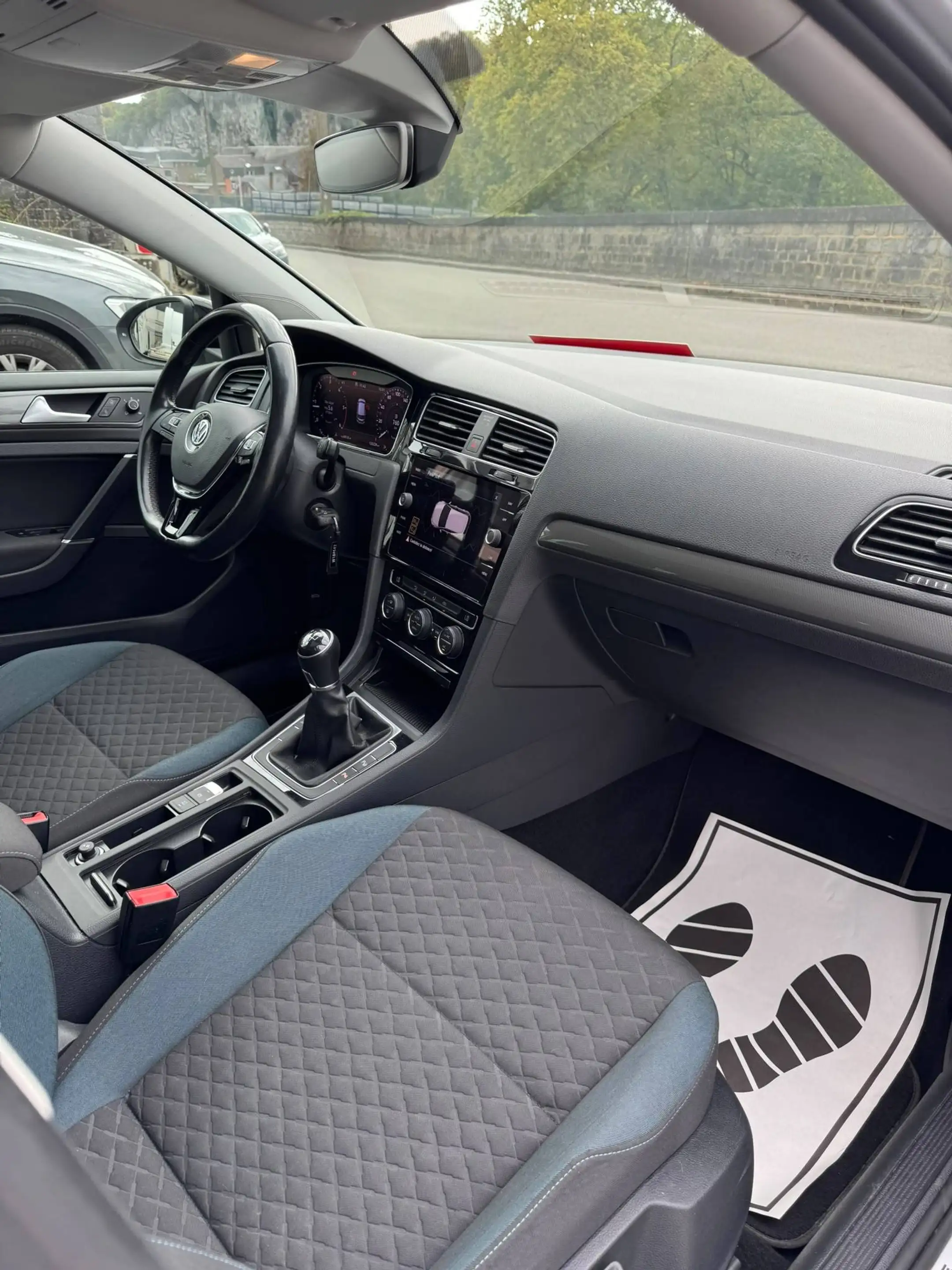 Volkswagen Golf Golf 1.6 TDI / IQ DRIVE — photo 6
