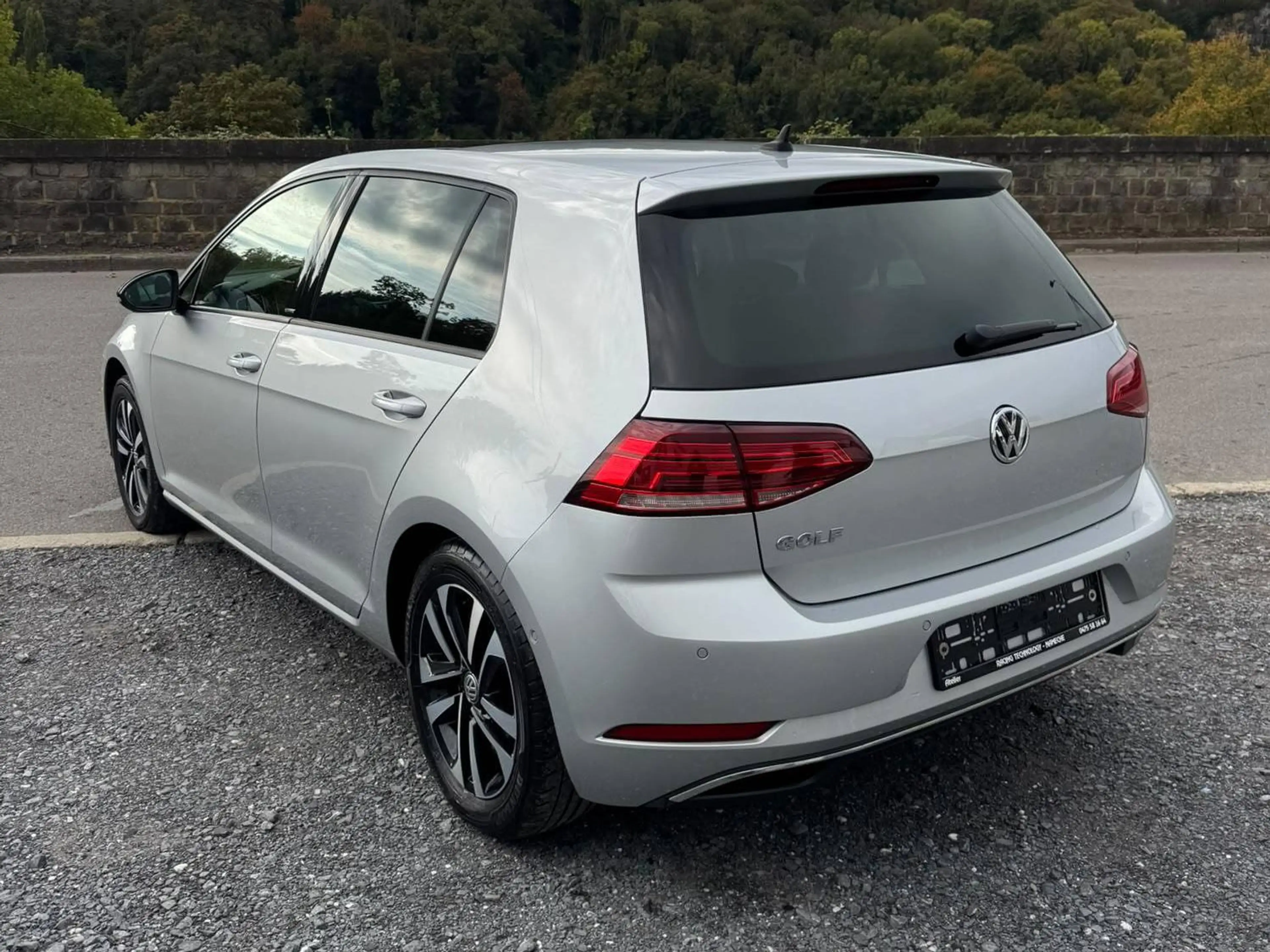 Volkswagen Golf Golf 1.6 TDI / IQ DRIVE — photo 2