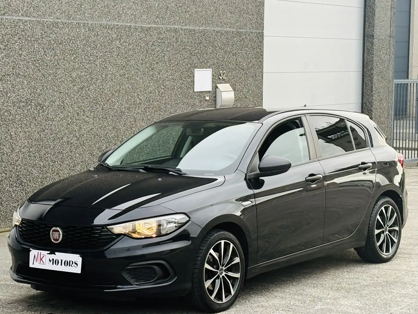 Fiat Tipo 1.4i ESSENCE Business (EU6d-TEMP) 1'ERMAIN Noir - 2